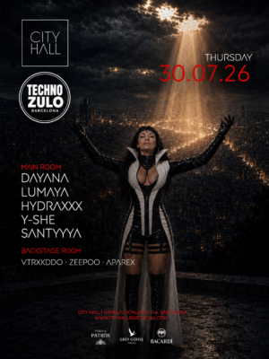 Flyer en tonos oscuros con detalles en rojo y blanco, de estilo cinematográfico y apocalíptico, con Dayana, Lumaya, Hydraxxx, Y-She, Santyyya, VTRXKDDO, Zeepoo y Aparex destacados mediante una tipografía sans serif moderna. El cartel transmite un ambiente intenso, misterioso y propio de la escena techno underground.