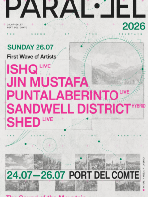 Flyer en tonos blanco, gris, verde y rosa neón, con un estilo visual minimalista, futurista y experimental inspirado en interfaces digitales y gráficos técnicos. Destacan los artistas ISHQ (Live), Jin Mustafa, Puntalaberinto (Live), Sandwell District (Hybrid) y SHED (Live). La tipografía combina letras sans serif de gran formato con un diseño limpio y moderno que enfatiza el nombre del festival y el cartel de artistas. El conjunto transmite un ambiente inmersivo, vanguardista y natural, fusionando la estética tecnológica con el entorno de montaña y la música electrónica experimental.