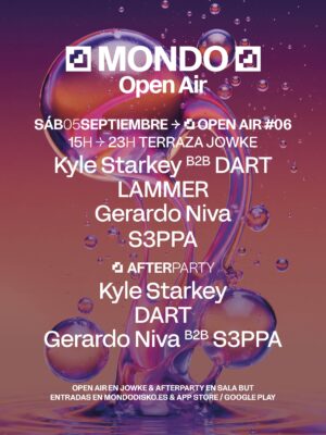 El cartel promocional de Mondo Open Air #06 presenta una composición tridimensional con una gran escultura de acabado metálico e iridiscente rodeada de múltiples esferas flotantes sobre un fondo degradado en tonos púrpura, rosa y naranja. En la parte superior aparece el logotipo de MONDO Open Air, seguido de la información principal del evento: sábado 5 de septiembre, horario de 15:00 a 23:00 horas y ubicación en la Terraza Jowke. El line up principal está formado por Kyle Starkey B2B DART, Lammer, Gerardo Niva y S3PPA. Más abajo se anuncia la afterparty, que contará con actuaciones de Kyle Starkey, DART y un B2B entre Gerardo Niva y S3PPA en Sala BUT. En la parte inferior se indica que las entradas están disponibles a través de la web y la aplicación oficial de Mondo Disko. El diseño mantiene la identidad visual característica de Mondo, basada en elementos 3D, colores iridiscentes, estética futurista y una composición limpia con tipografía blanca de gran formato.