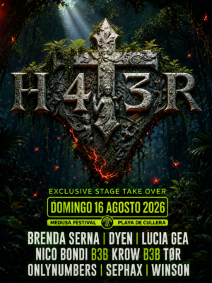 Flyer de temática selvática y oscura con predominio de verdes, grises y detalles rojizos. En el centro destaca un gran emblema de piedra con el logotipo de H4T3R integrado en una cruz ornamentada, rodeado de vegetación y raíces iluminadas. En la parte inferior aparecen la fecha, el escenario exclusivo dentro de Medusa Festival en Playa de Cullera y el line-up con Brenda Serna, Dyen, Lucia Gea, Nico Bondi B3B Krow B3B TØR, Onlynumbers, Sephax y Winson, utilizando una tipografía robusta y de alto contraste que refuerza la estética épica y underground del evento.